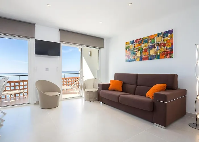 Appartement Moderno, Renovado Y Soleado Con Vistas Panoramicas Al Mar En Primera Linea De Playa - Es-228-100 *